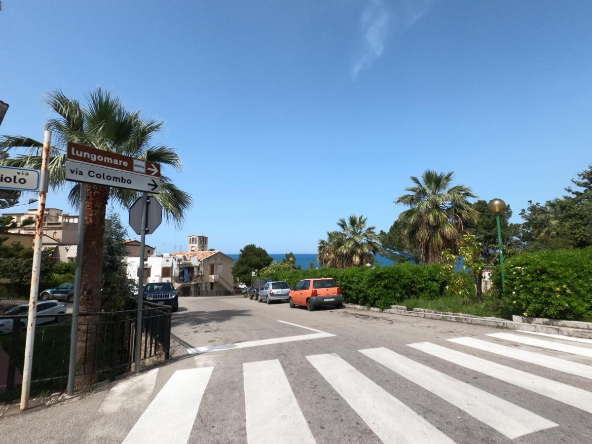 Terrazza Lungomare Villa Caronia Marina Exterior photo
