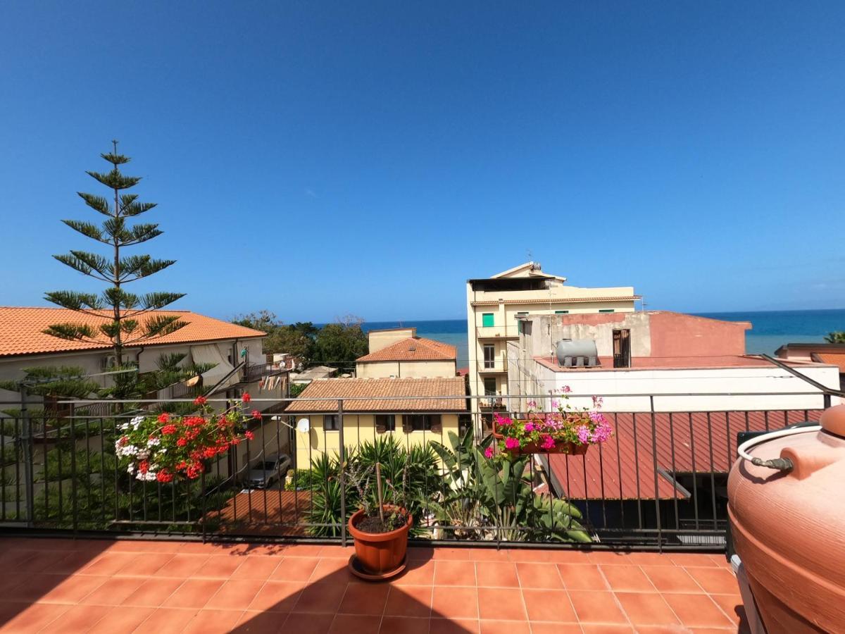 Terrazza Lungomare Villa Caronia Marina Exterior photo