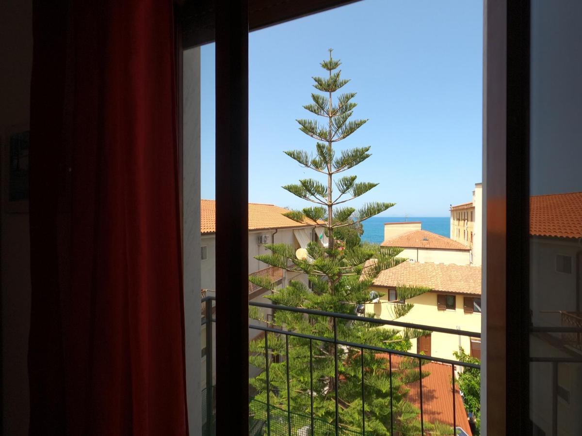 Terrazza Lungomare Villa Caronia Marina Exterior photo