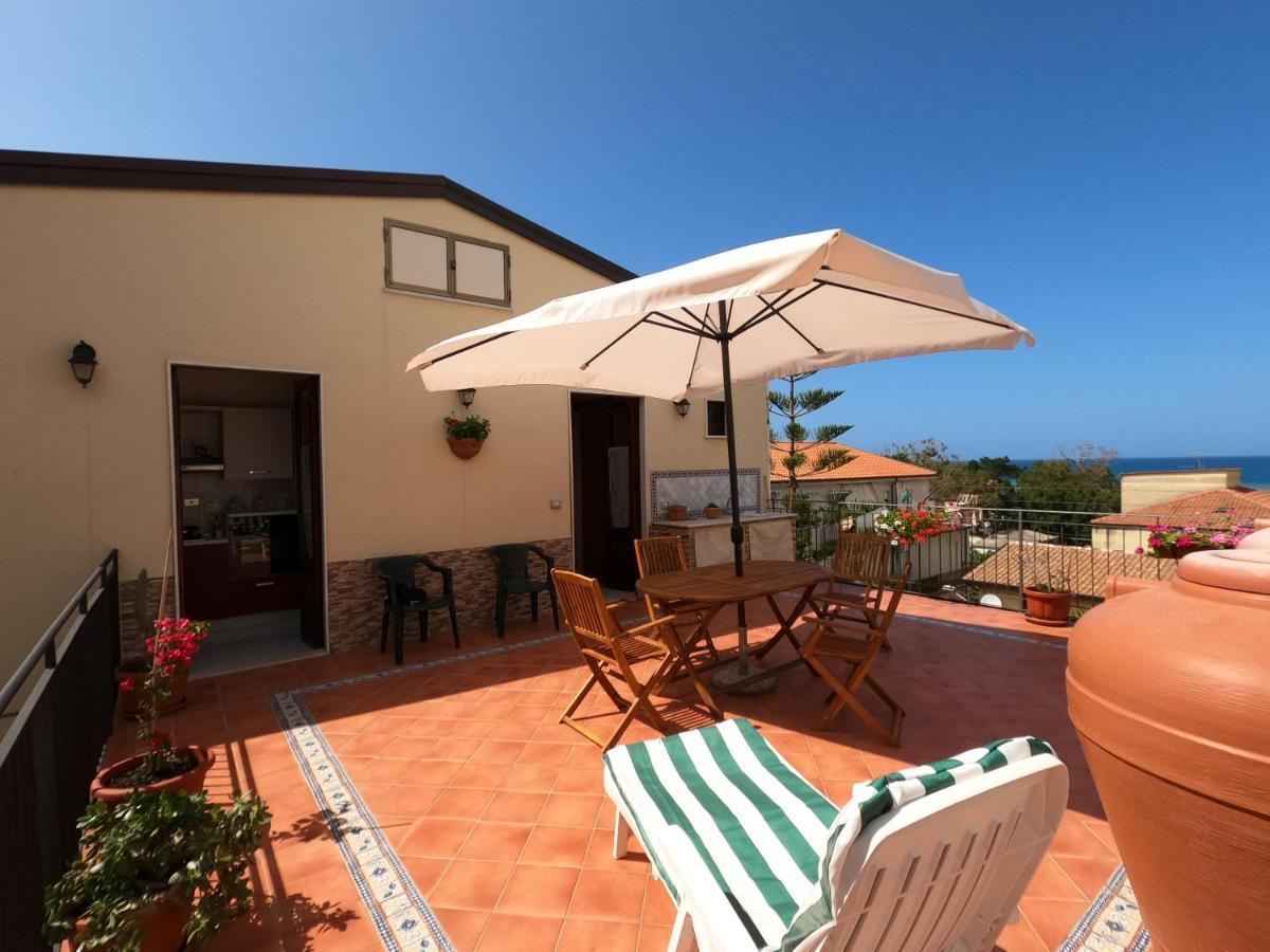 Terrazza Lungomare Villa Caronia Marina Exterior photo