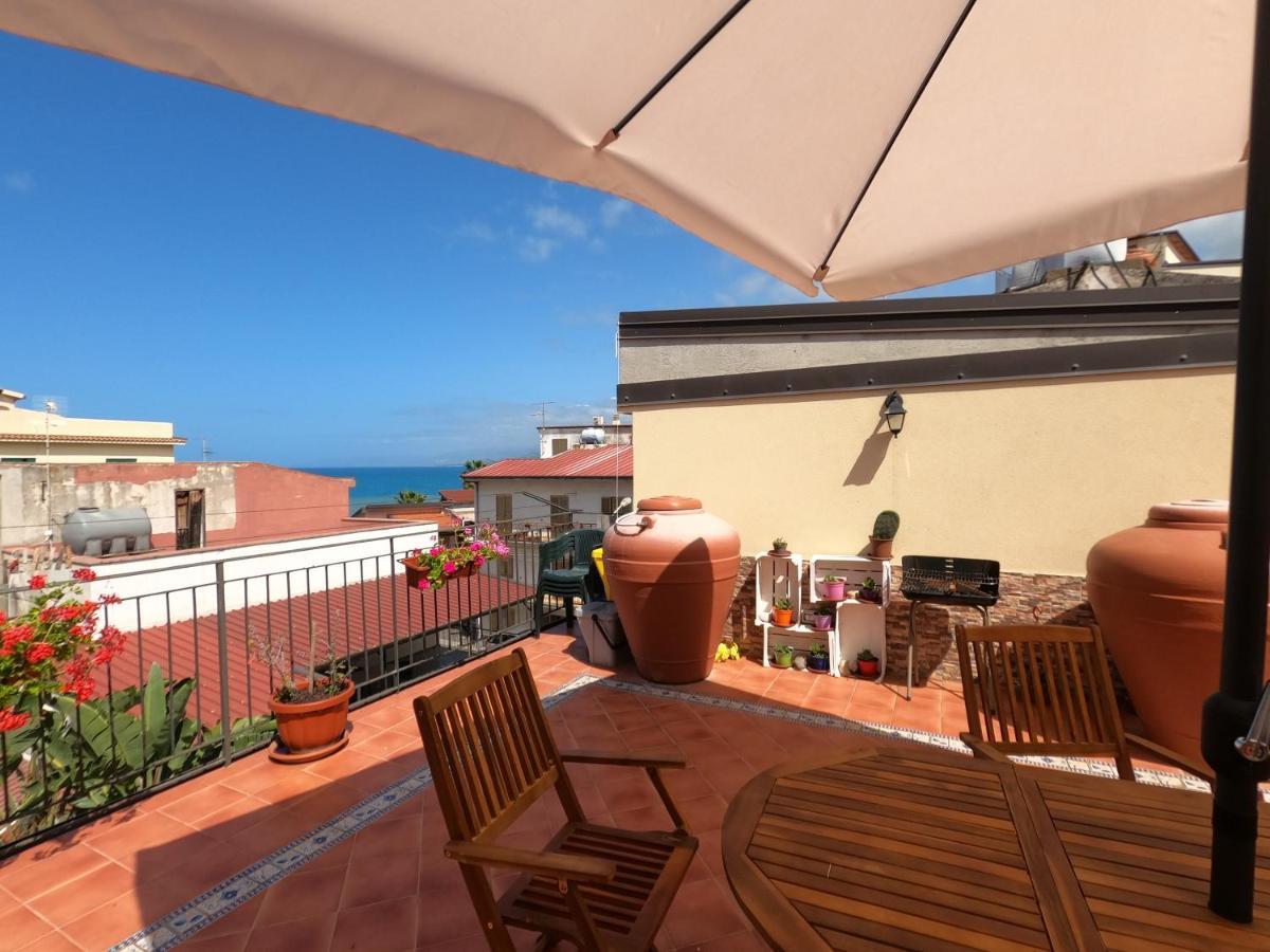 Terrazza Lungomare Villa Caronia Marina Exterior photo