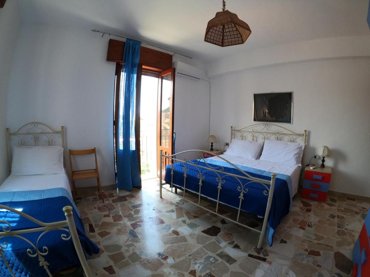Terrazza Lungomare Villa Caronia Marina Exterior photo