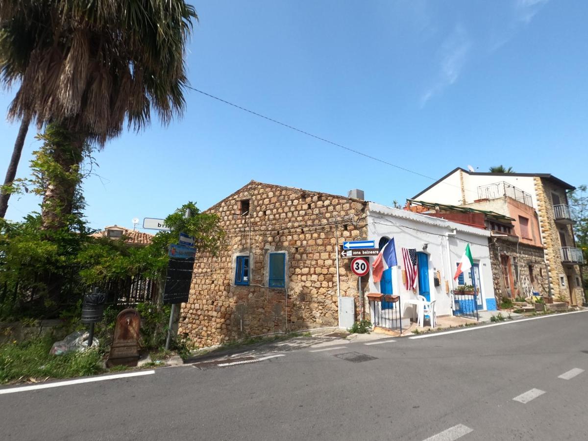 Terrazza Lungomare Villa Caronia Marina Exterior photo