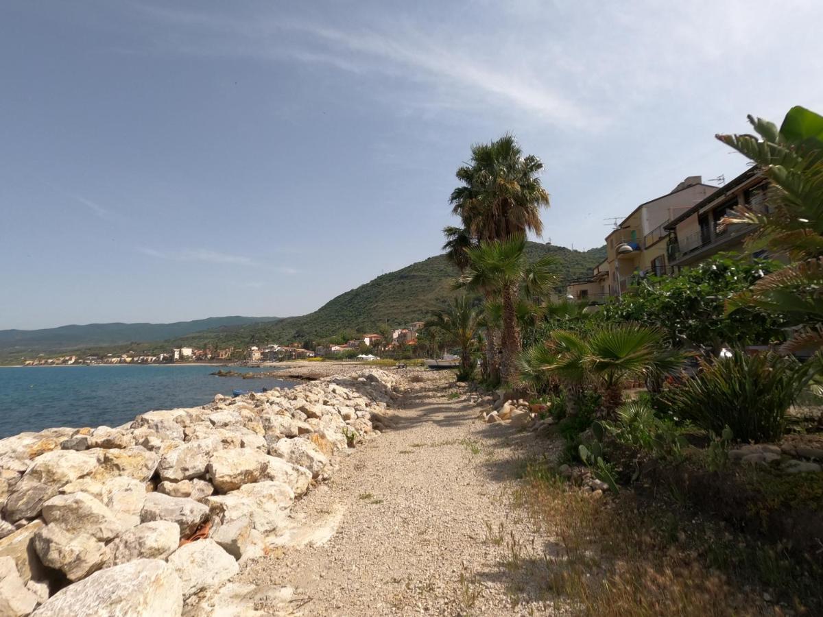 Terrazza Lungomare Villa Caronia Marina Exterior photo